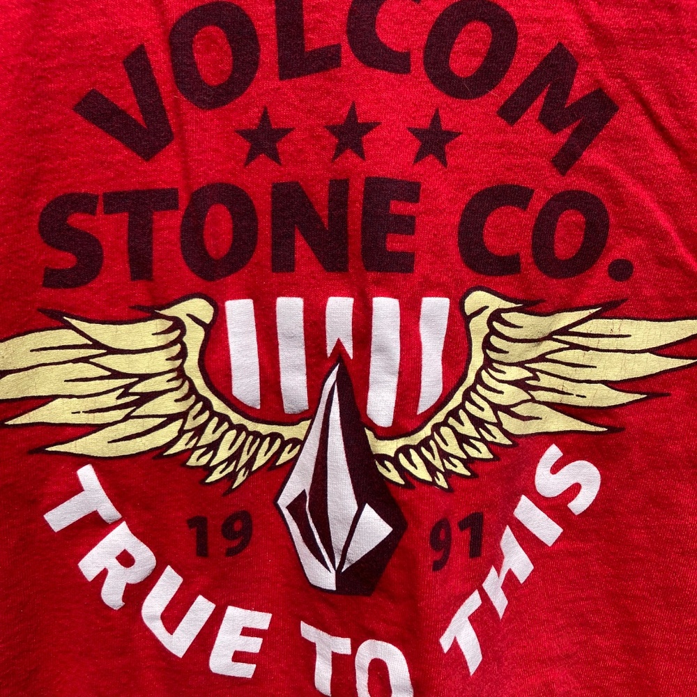Volcom Tee Red Graphic Size Small Short Sleeve - image 7